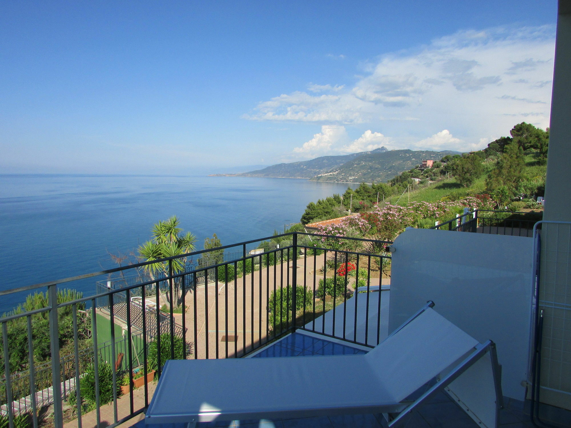Residence Magara Cefalù Eksteriør bilde
